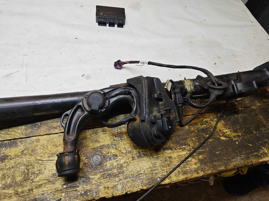 audi a6 c7 3.0 hak elektryczny