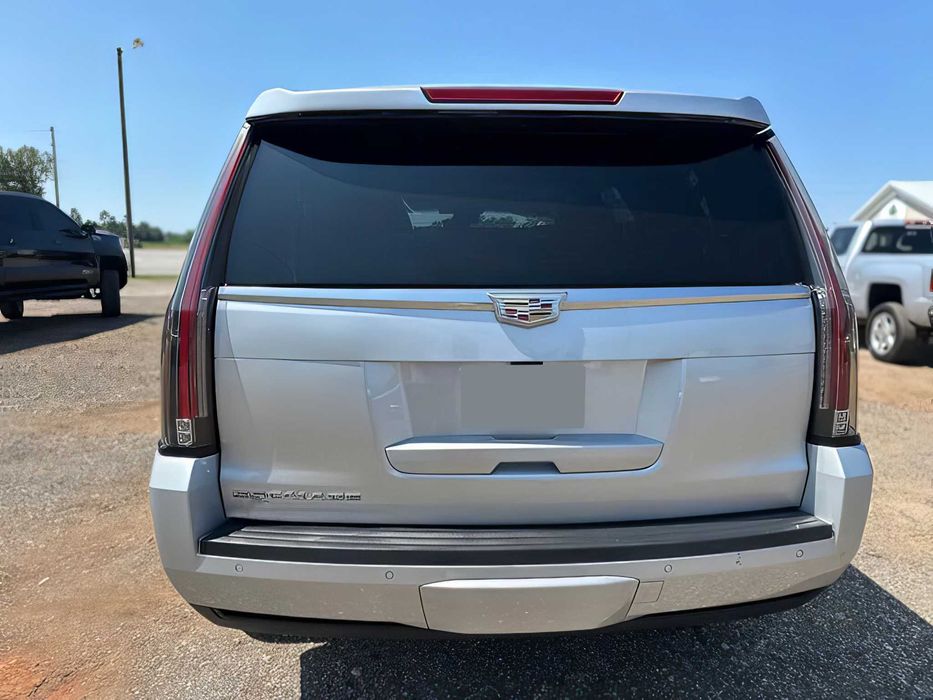 Cadillac Escalade      2017