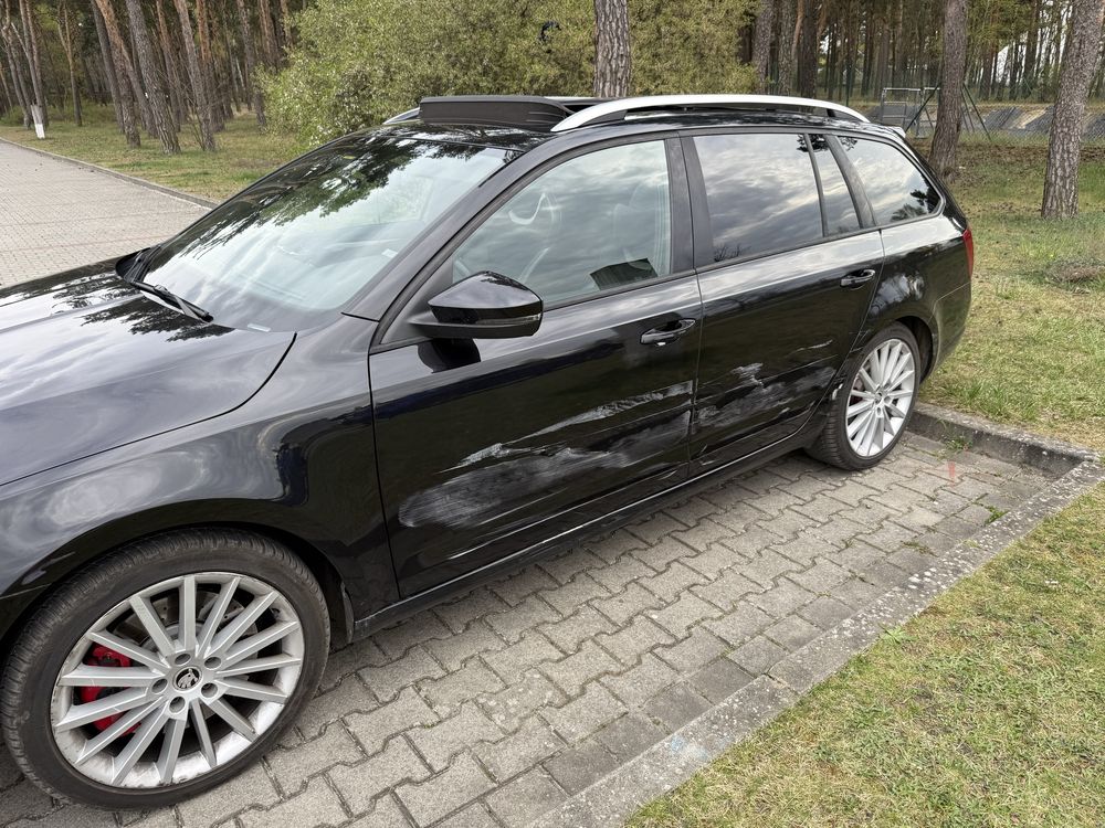 Skoda Octavia Rs 2015 2.0 TDI panorama