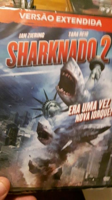 Triologia sharknado