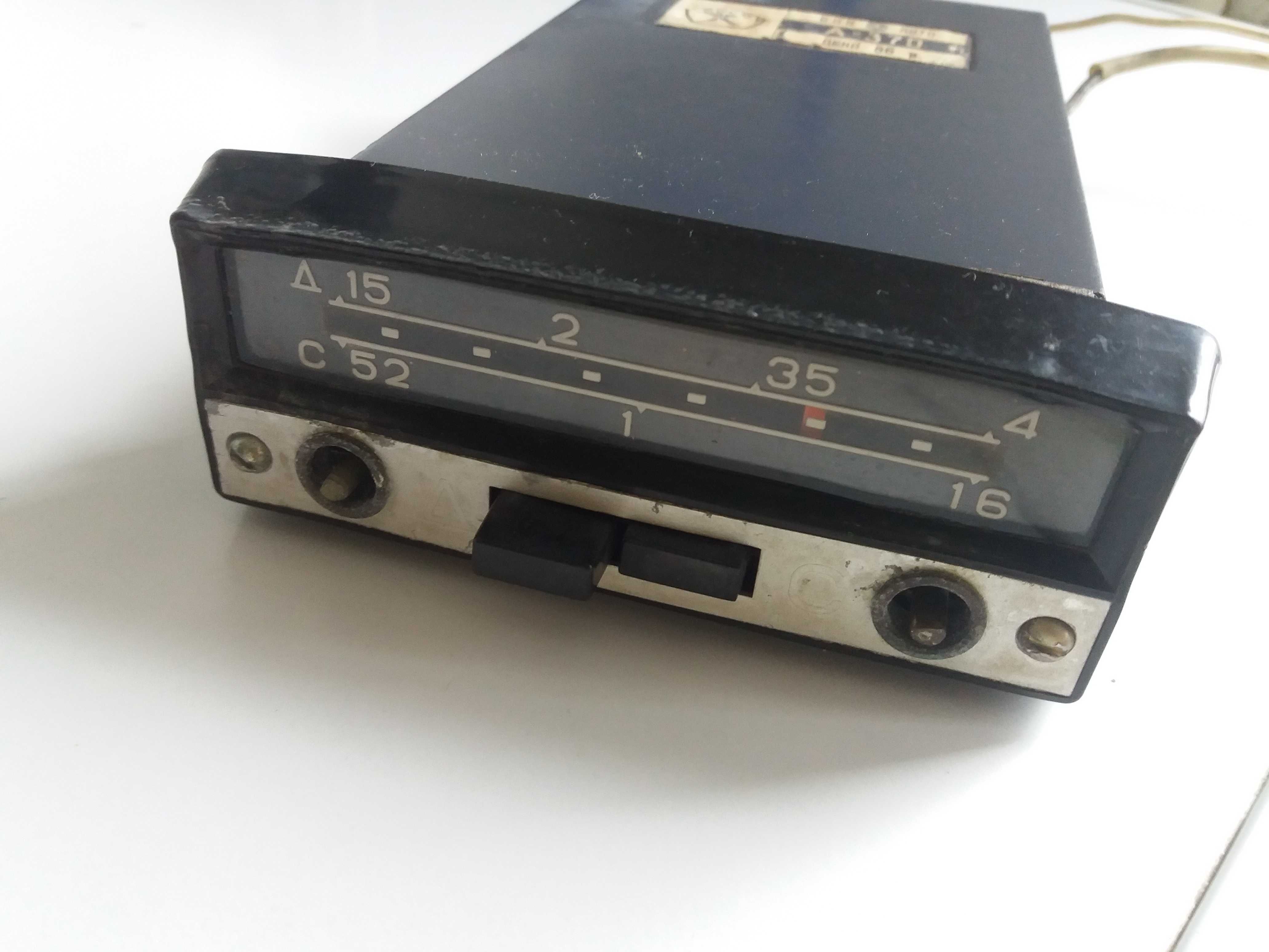 Винтажный авто приемник А-370
