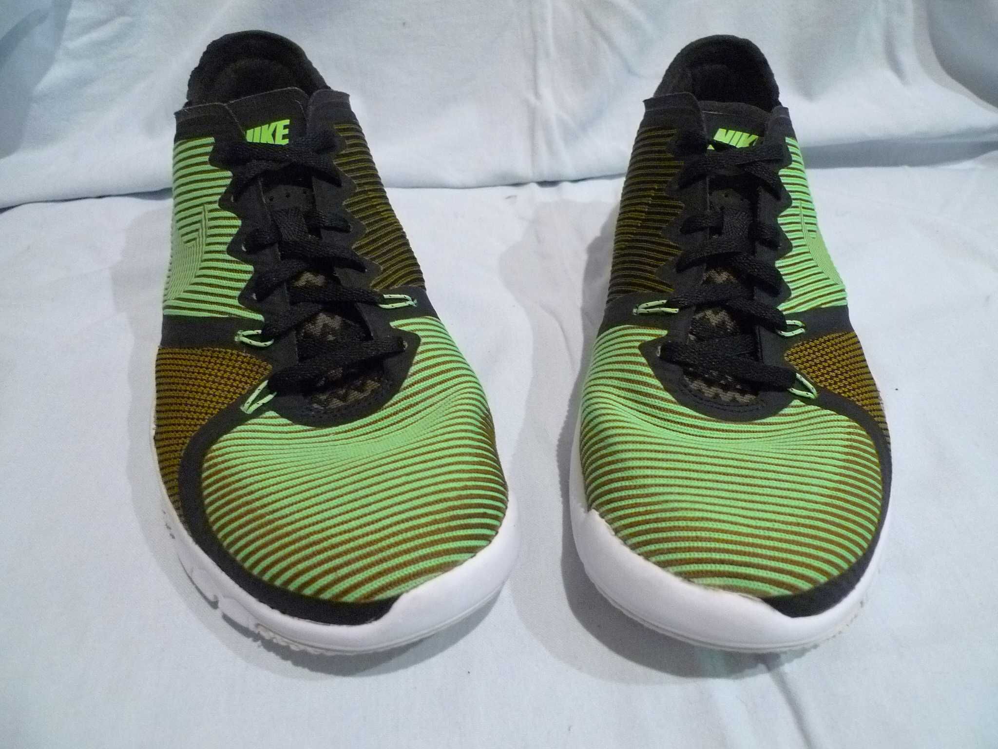 NIKE Free Trainer 3.0, r.44/28cm Buty treningowe halowe halówki