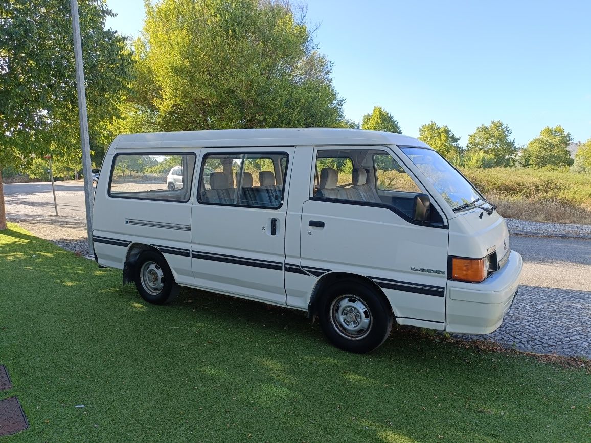 Mitsubishi L300 2.5 C.C