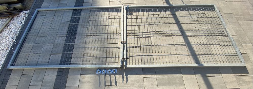 Brama wjazdowa dwuskrzydłowa Polbram 400x150 ocynk komplet