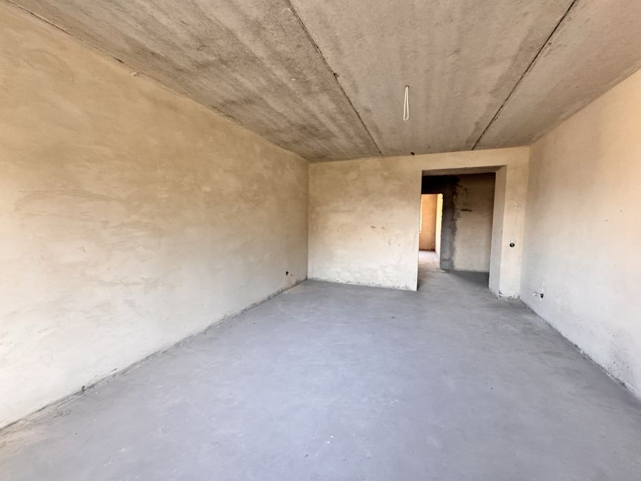 3 кімнатна квартира сира р-н Канада продаж