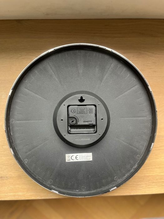 Zegar ścienny złoty miedź