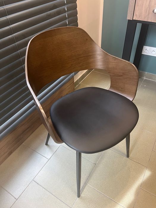 Krzesła do jadalni/biurka komplet