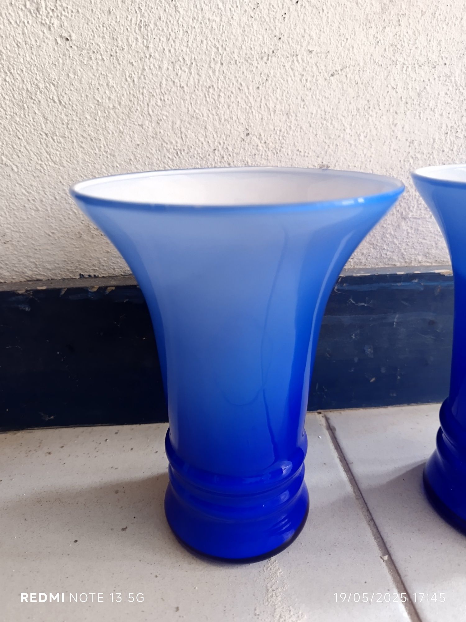 Conjunto de vasos iguais