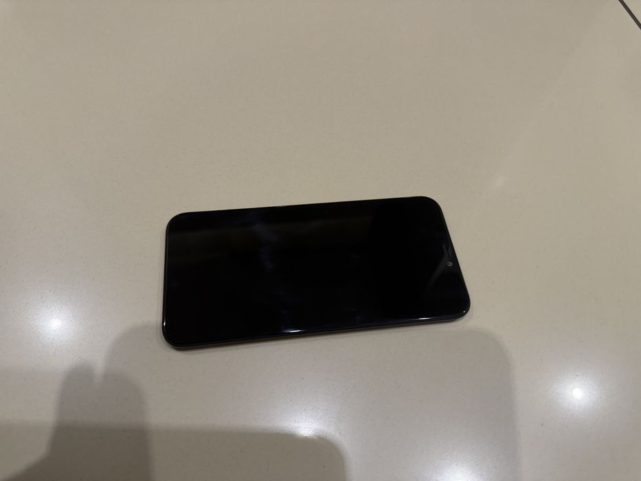 Дисплей APPLE iPhone 11 з чорним тачскріном