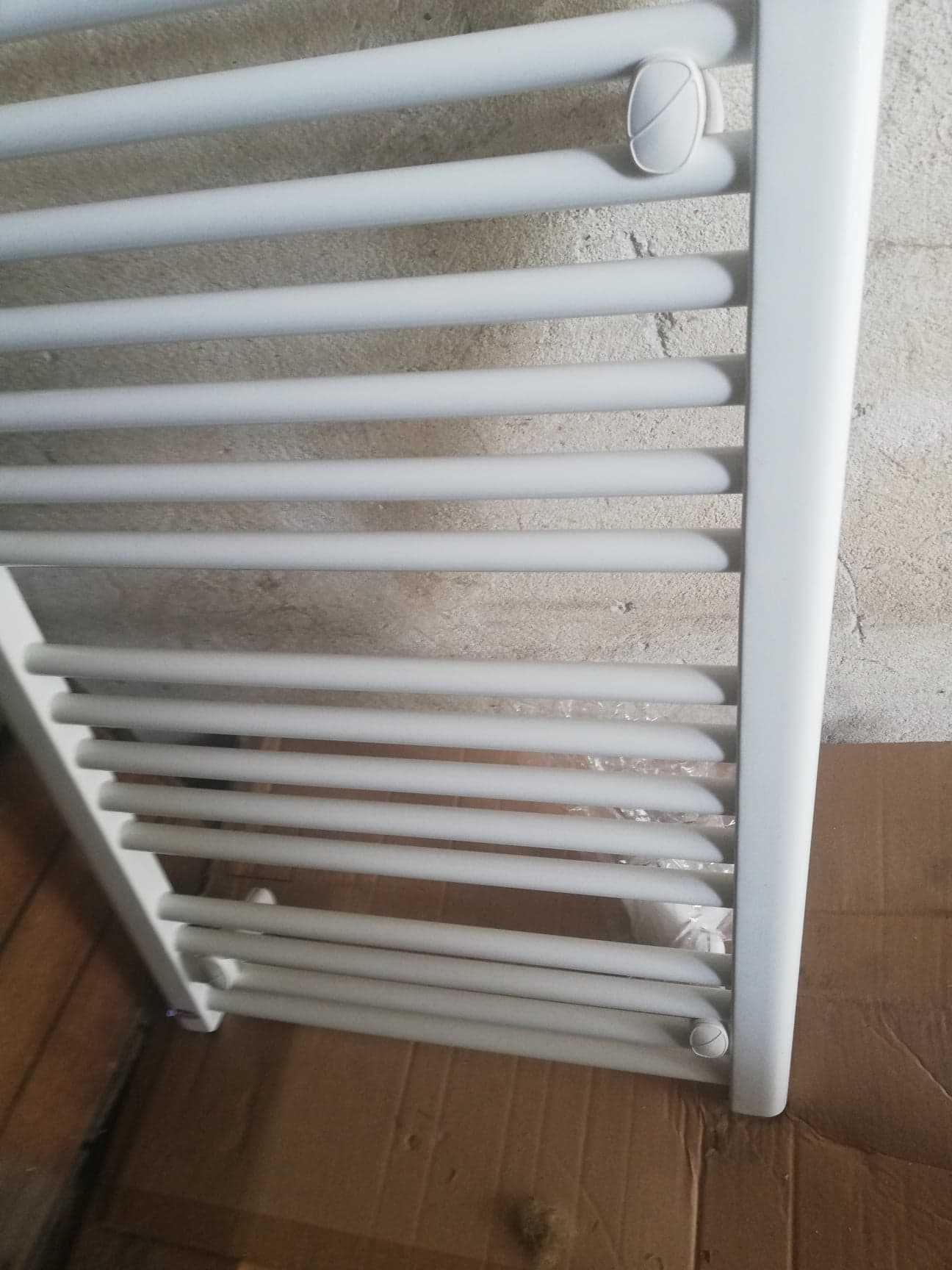 Grzejnik - kaloryfer łazienkowy  50x75 nowy. Firmy Gorgiel.
