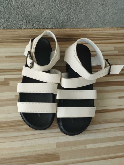 Okazja!! Nowe sandały damskie, czarno-białe, 42