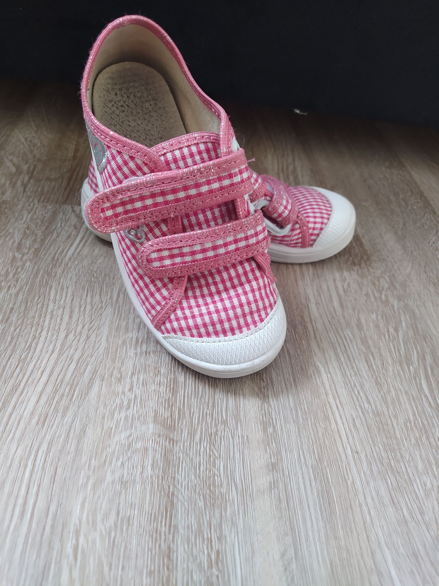 Обувь для девчушки