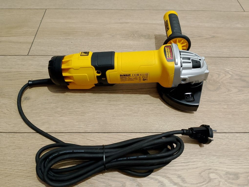 Szlifierka DeWalt DWE4257