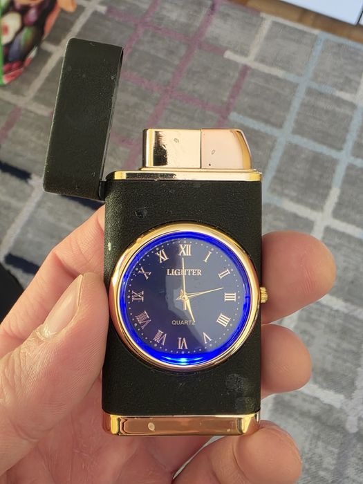 Zapalniczka żarowa z zegarkiem podświetlana stan idealny