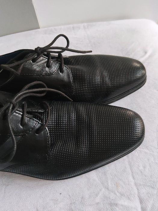 Eleganckie męskie półbuty skórzane Bugatti – rozmiar 43