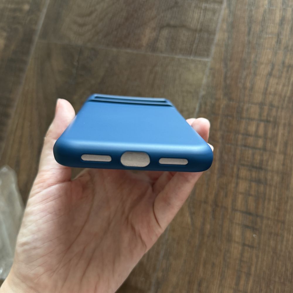 Google Pixel 8 etui niebieskie granatowe nowe plecki