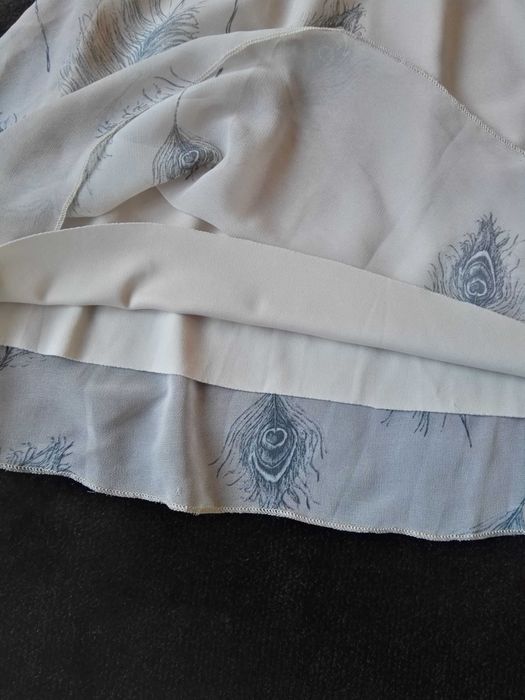 Kremowa sukienka na jedno ramię S