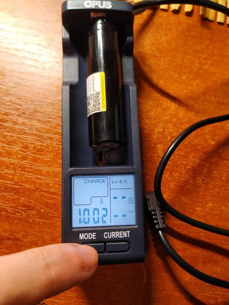 Зарядное устройство Opus BT C100 для Ni-Cd, Ni-Mh, Li-Ion и LiFePO4