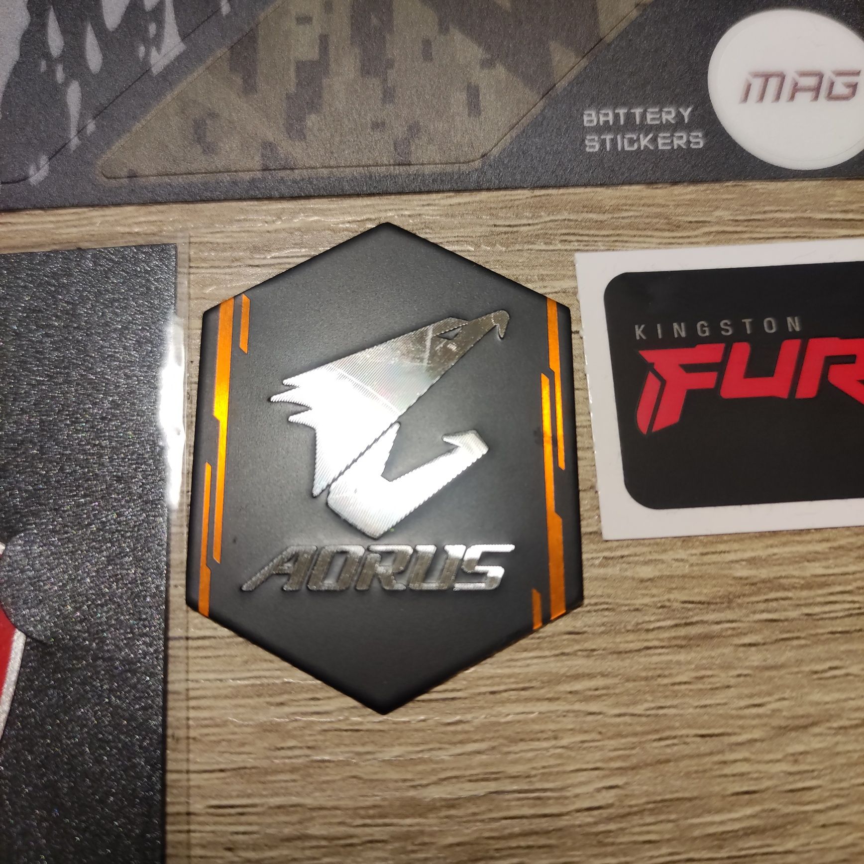 Zestaw naklejek MSI i Aorus