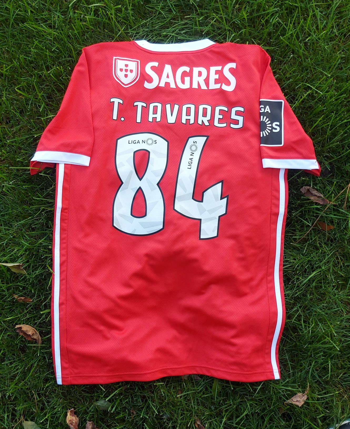 Camisola usada em jogo pelo Tomás Tavares SL Benfica