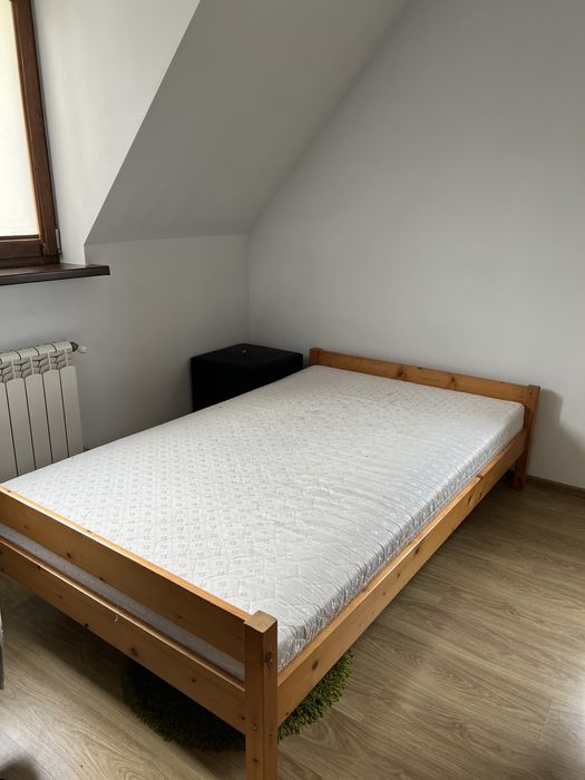 Łóżko 120x200, drewniane