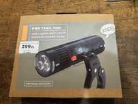 Knog PWR Trail 1100 lampka rowerowa power bank