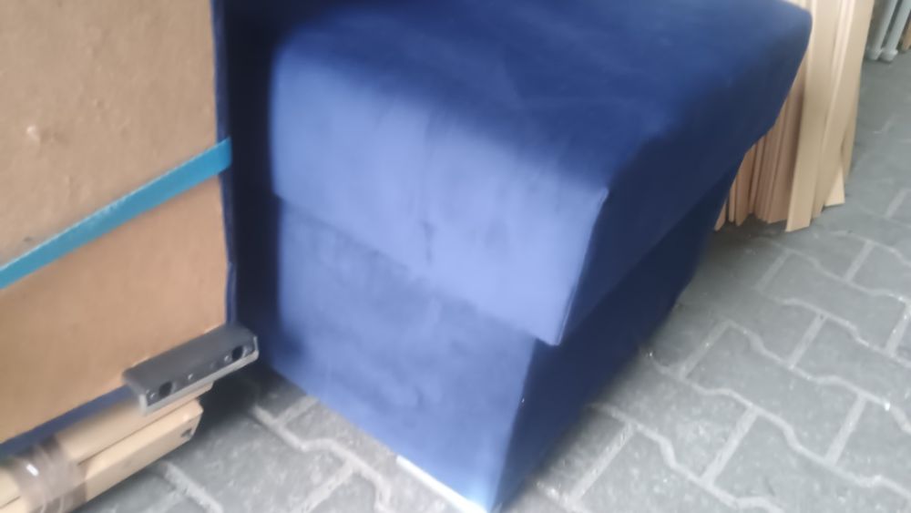 Narożnik rogówka z funkcją spania plus pufa r 280 x 89 x 170