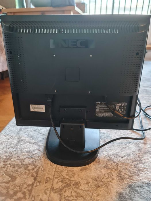 Monitor LCD NEC AccuSync 93V 19'