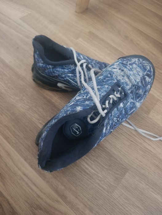 Vendo sapatilhas Nike TN  ou troco por alguma coisa do  meu interesse