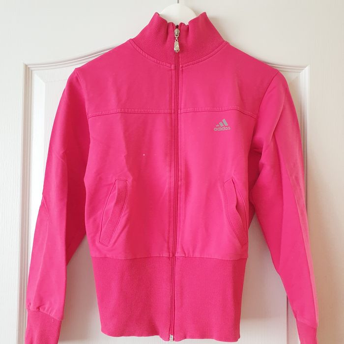 Różowa bluza adidas