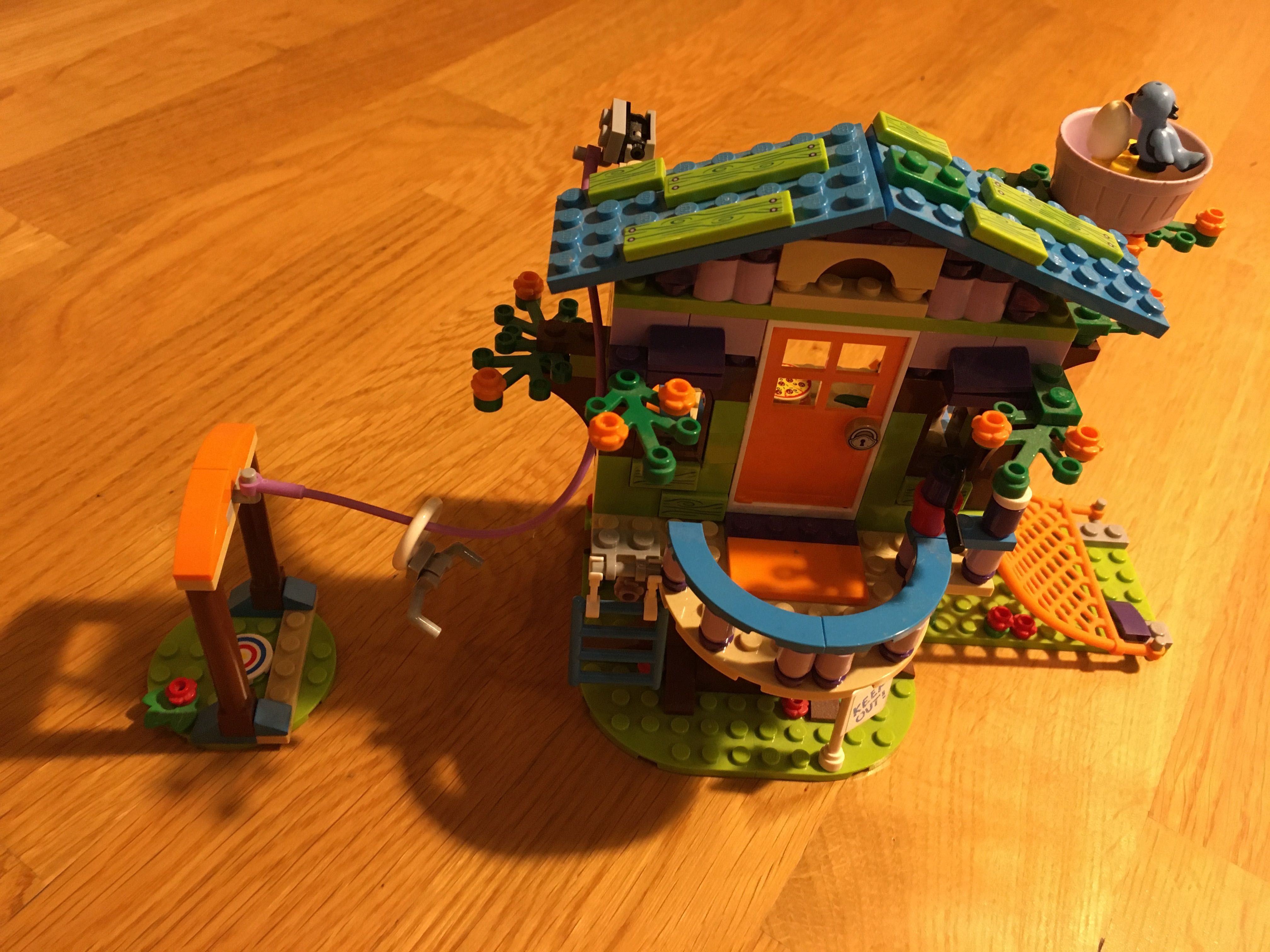 Zestaw Lego Friends 41335 Domek na drzewie Mii