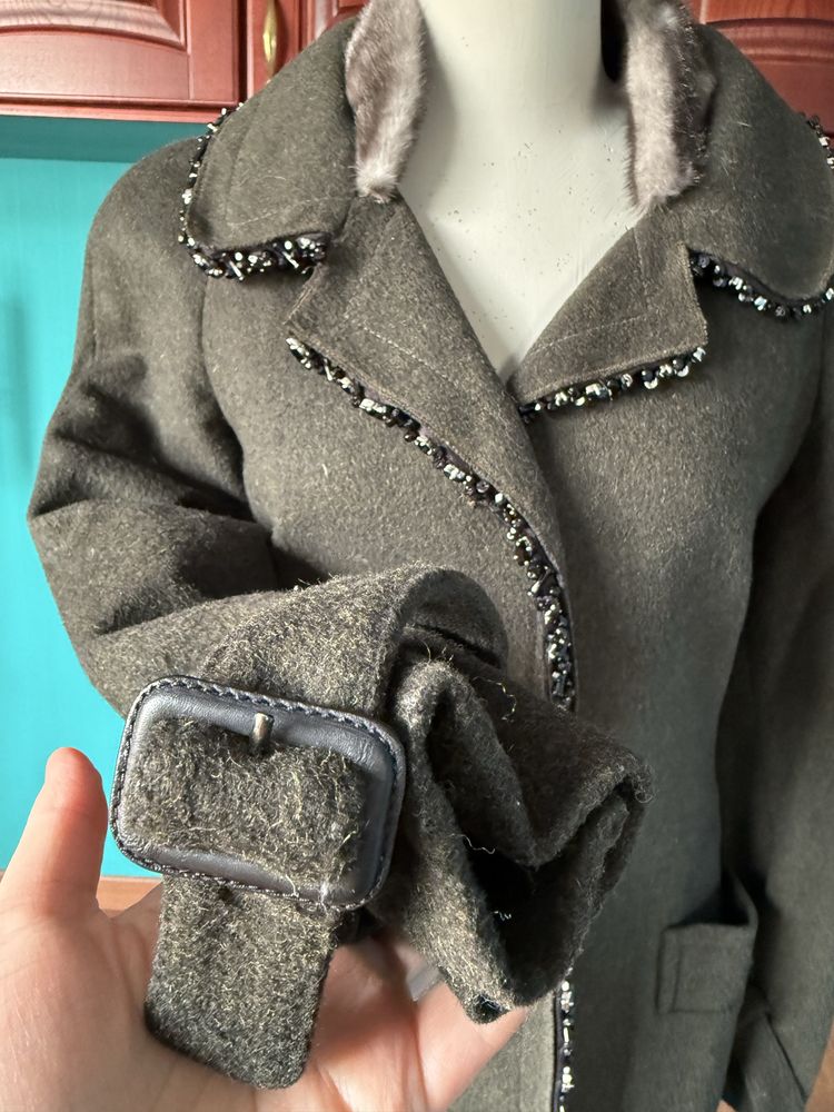 Prada пальто оригінал