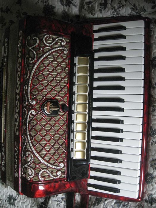 akordeon HORCH 120
