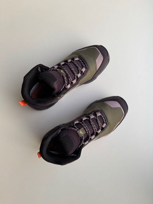 Черевики жіночі Adidas Eastrail 2.0 Mid Rain.Rdy Hiking 38 2/3