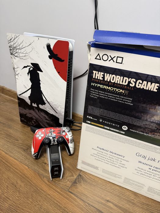 Продаю приставку PS5 з дисководом 825 GB