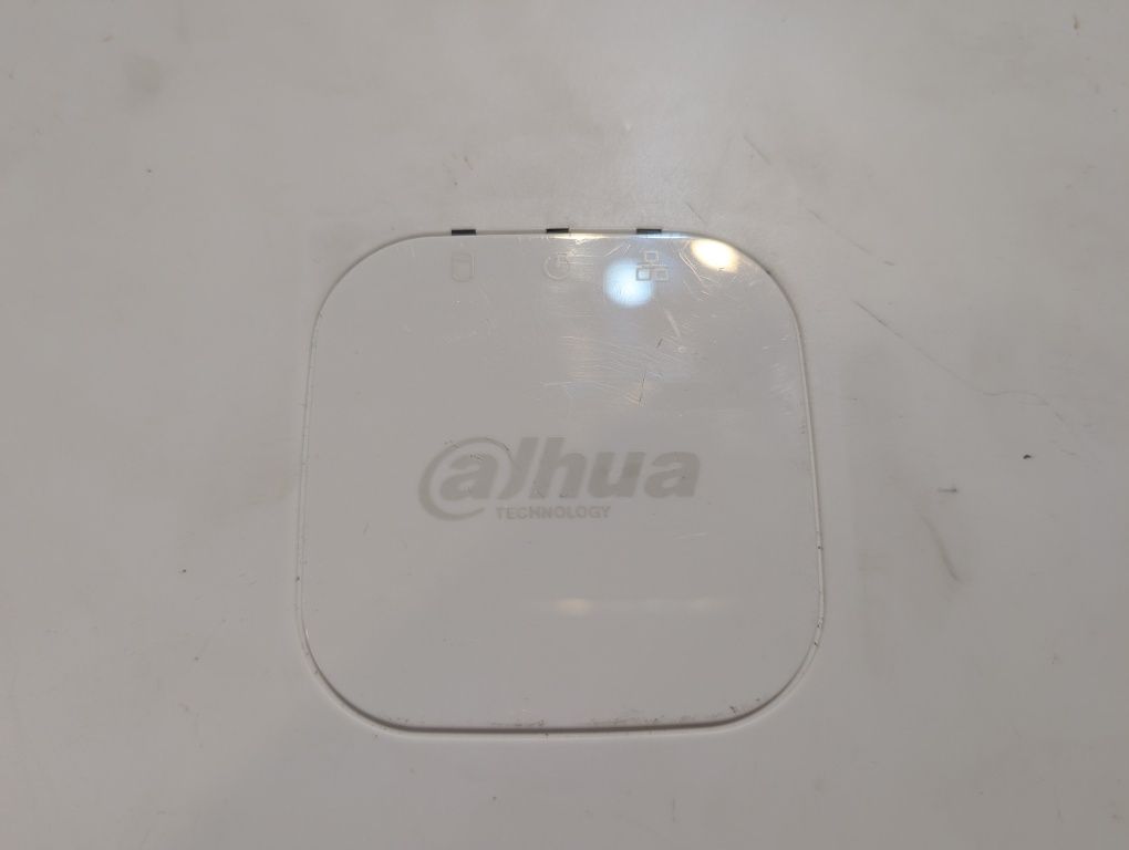 IP відеореєстратор Dahua DHI-NVR4116-4KS2