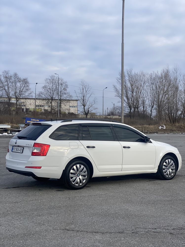 Skoda Octavia A7 дизель автомат 2015