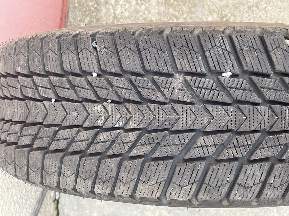 Продам зимові шини в доброму стані