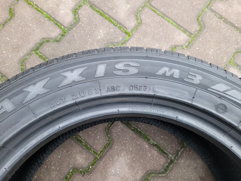 215 55 r17 Maxxis M3 Bravo HP