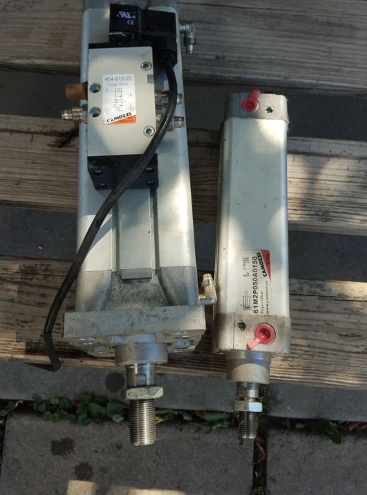 Продам пневмо целіндри