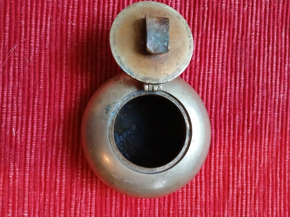 Popielniczka przenosna