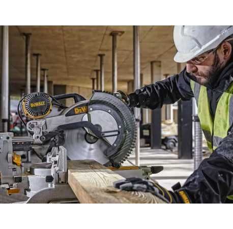 Пила торцовочна 305мм/1675 Вт мережева DeWALT DWS780