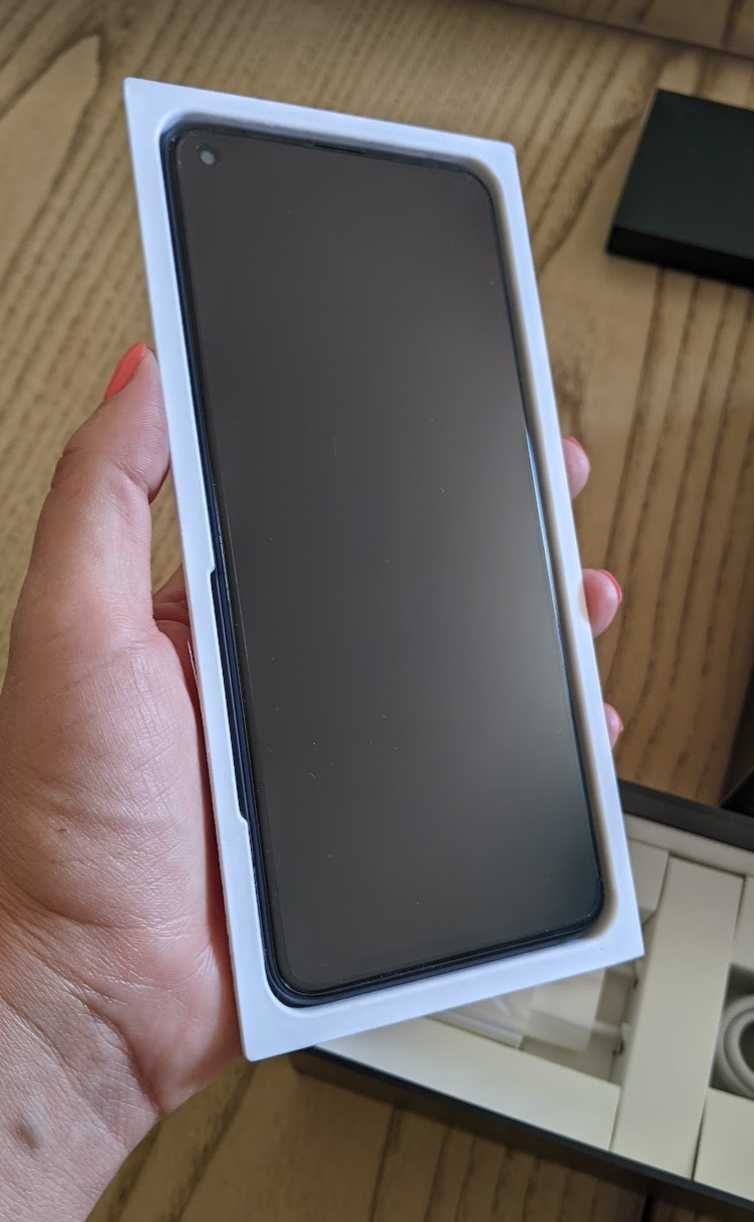 [BRAND NEW] Xiaomi Mi 10T Pro 5 G 8GM RAM +128GB ROM (Black / Preto)
