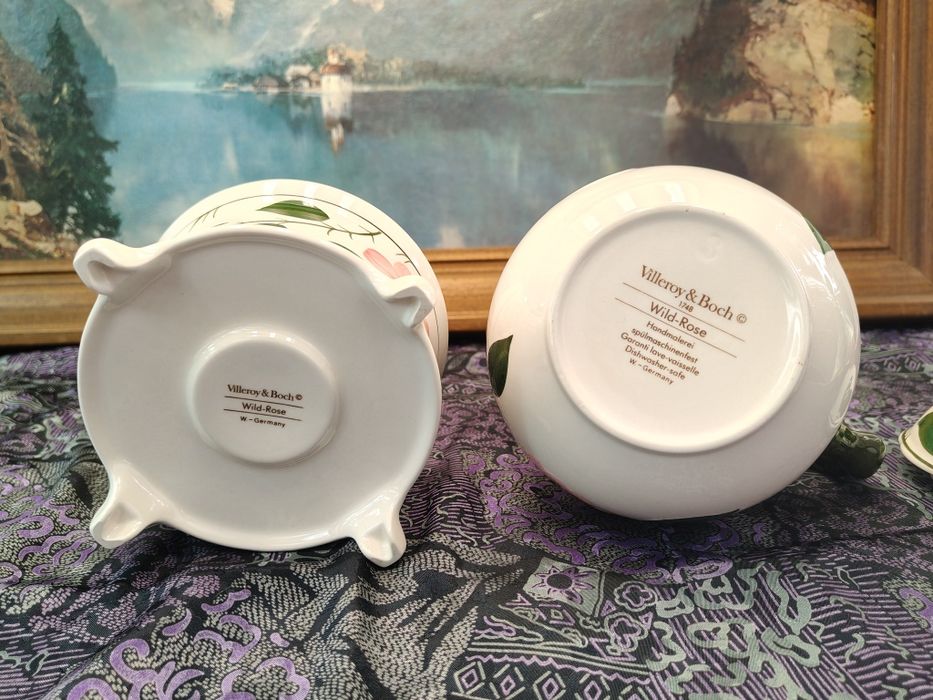 Dzbanek z podgrzewaczem Villeroy & Boch. Wild Rose.