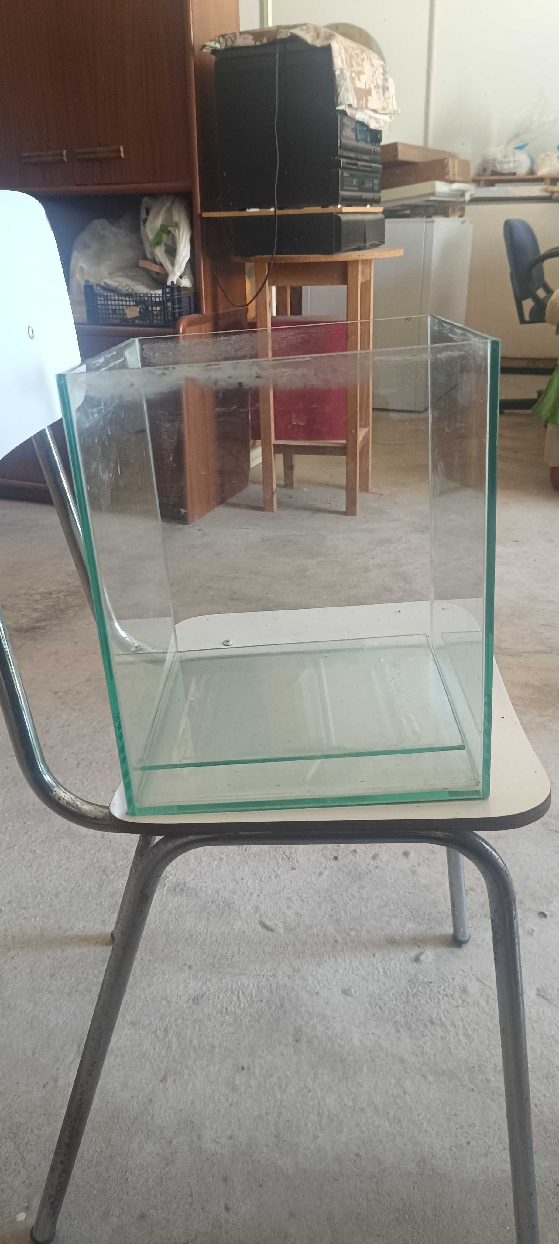 Aquarios e material