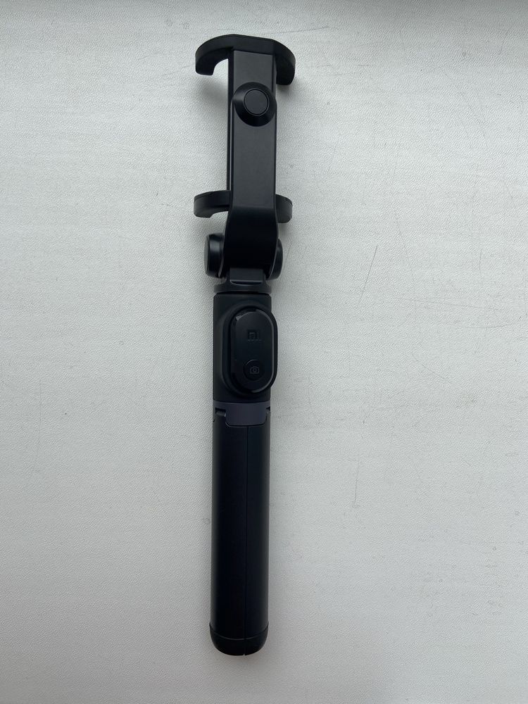 Монопод/трипод/штатив Xiaomi Mi Selfie Stick Tripod Black