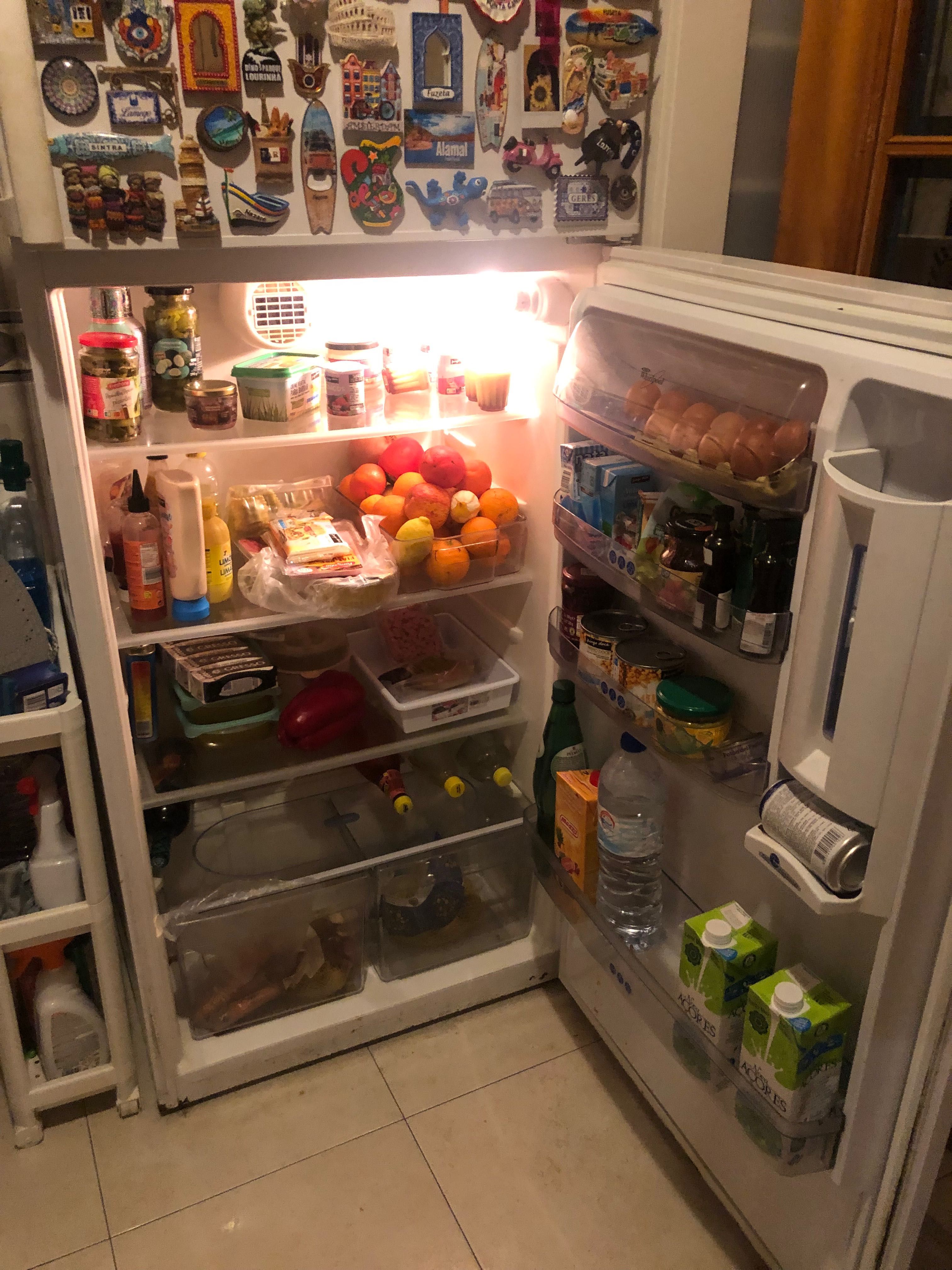 Frigorífico whirlpool a funcionar