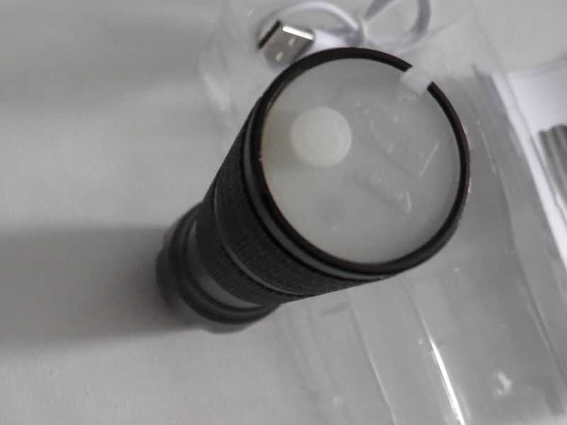 Latarka LED z funkcją Power Banku 10 Watt
