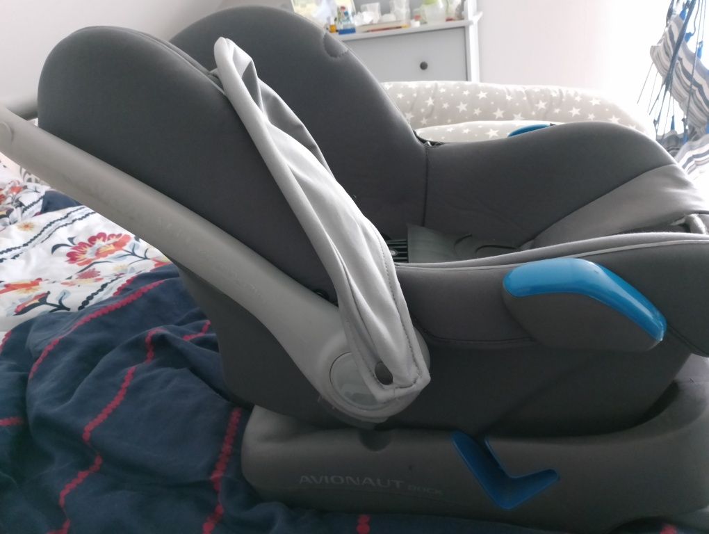 Avionaut easy move fotelik samochodowy z bazą ISOFIX adaptery do wózka