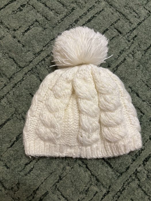 Зимова шапочка для дівчинки
